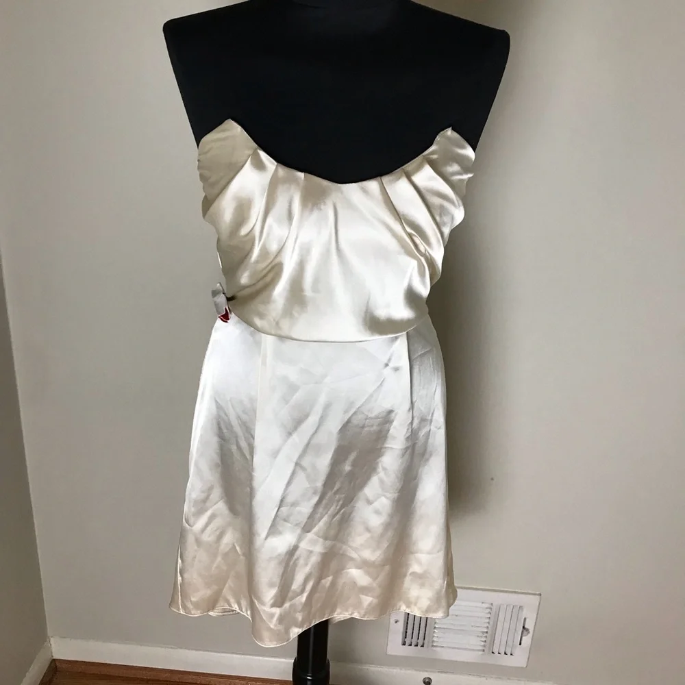 ASOS Champagne Strapless Satin Dress NWT - Picture 5 of 10